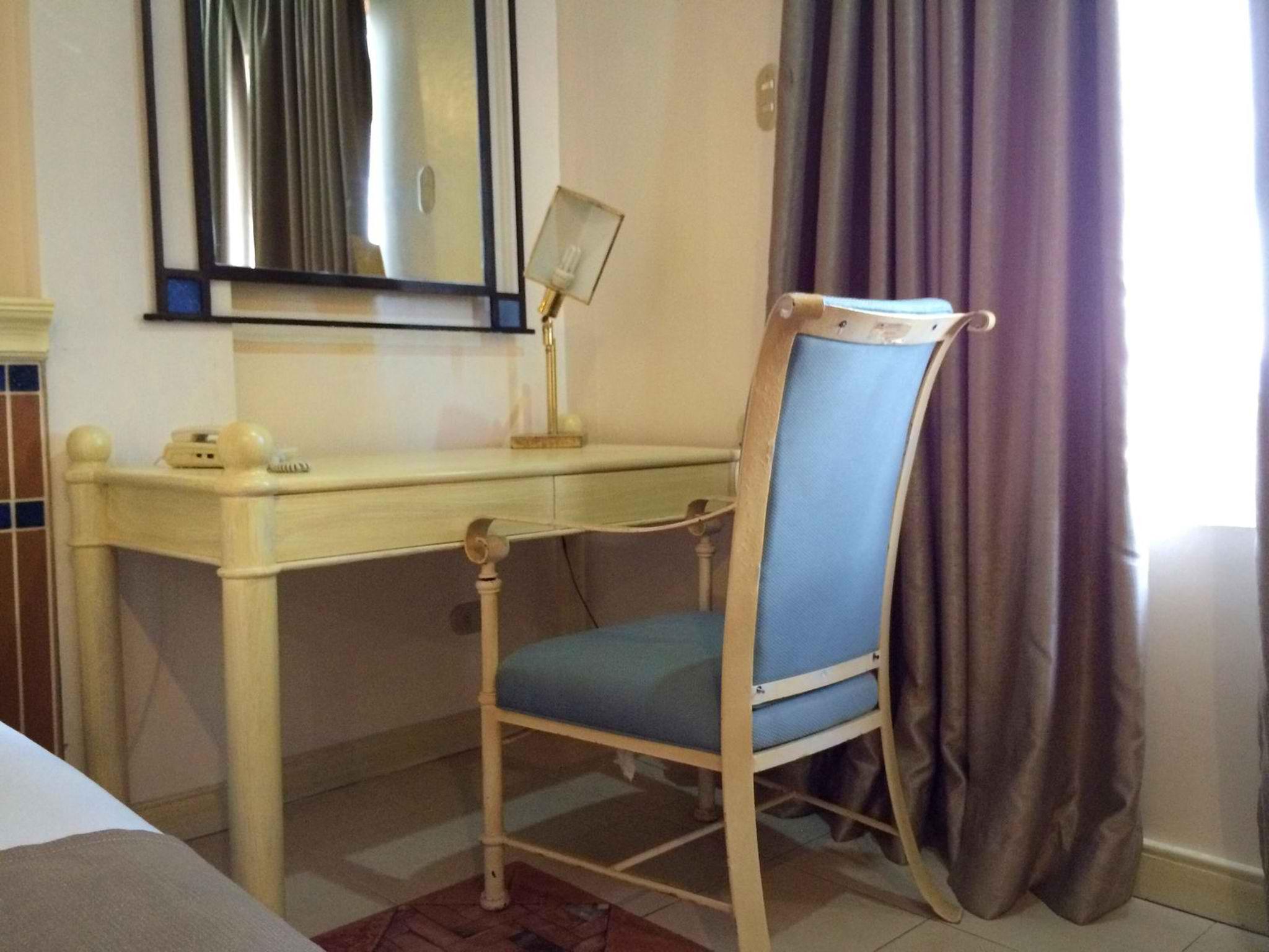 Club Morocco Resort And Country Club Subic Bagian luar foto